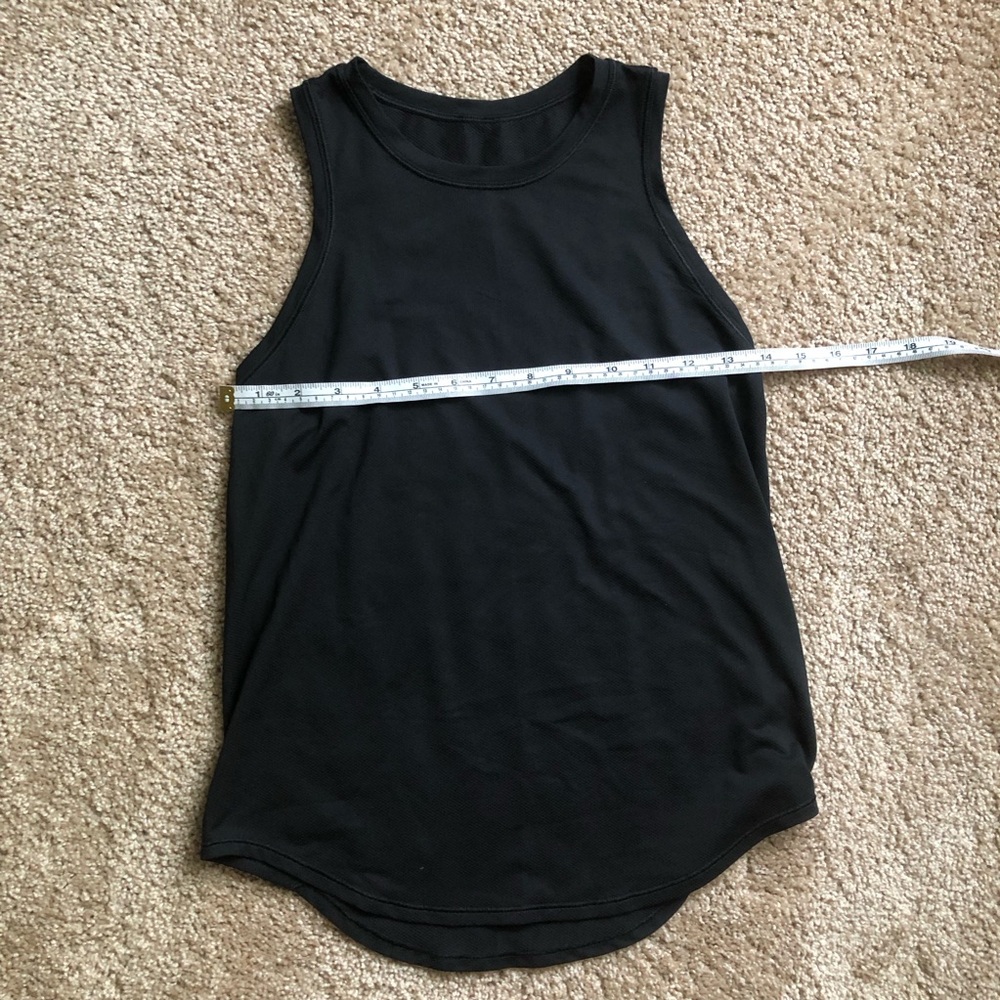Lululemon women’s Tank black mesh reflective small ? See measurements loose fit